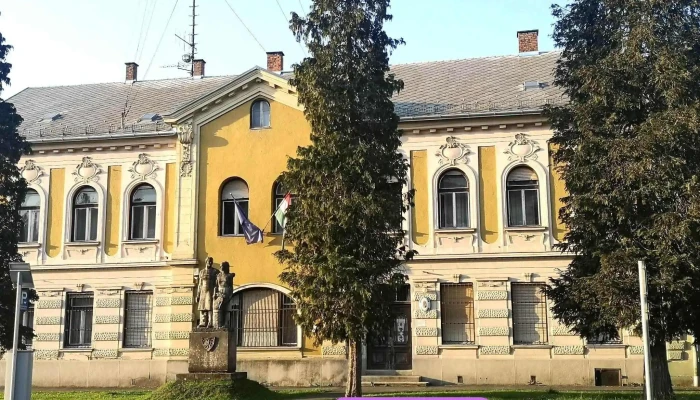 Rendőrség - Kossuth Lajos U. 6