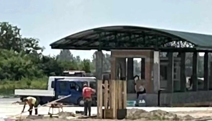 Roszke Border Crossing Station   Hungary Kedvezmenyek - Röszke