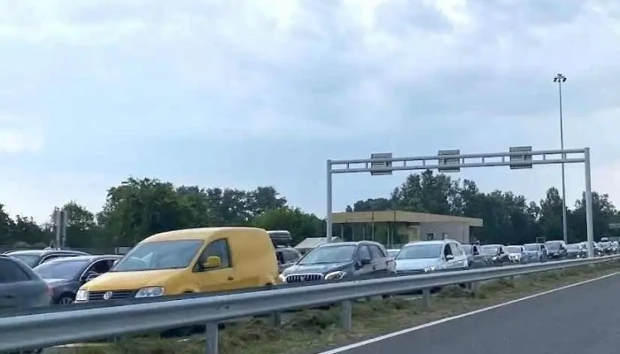 Röszke Border Crossing Station - Hungary - Röszke