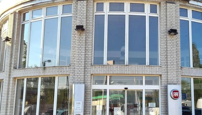 Schiller Karosszeria Centrum Karosszerialakatos - Budapest