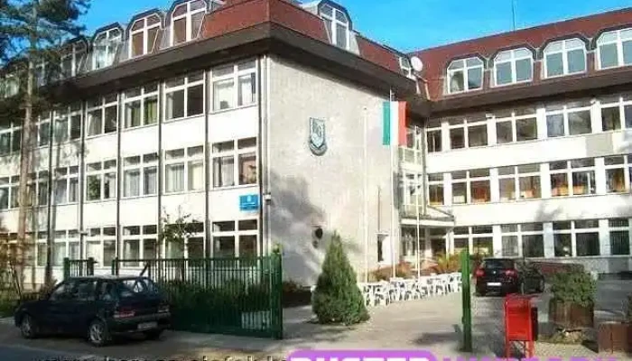 Siofoki Szc Baross Gabor Technikum Es Szakkepzo Iskola A Tulajdonostol - Siófok