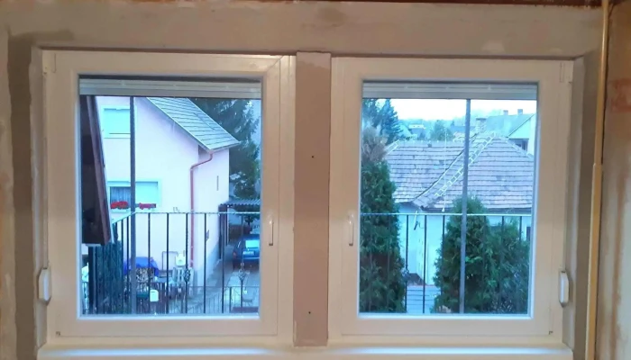 Smartablak Kft   Ajto Es Ablak Redony Szunyoghalo Tetoteri Ablak Dorog - Dorog