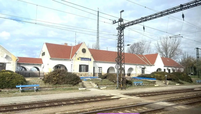 Szabadbattyan Vasutallomas - Szabadbattyán