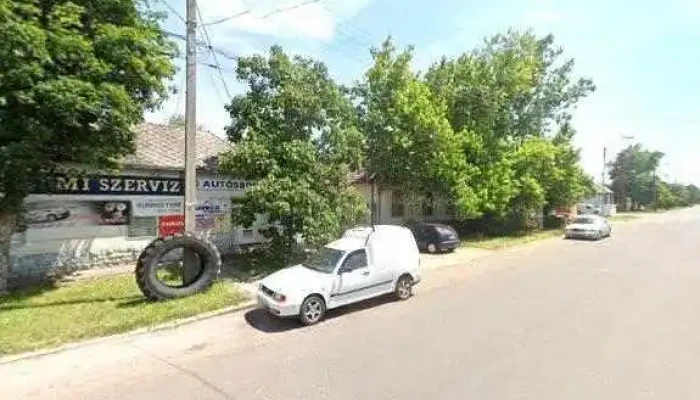 Szabo Laszlo Csaba Stop Autosbolt Utcakep Es 360deg - Csongrád