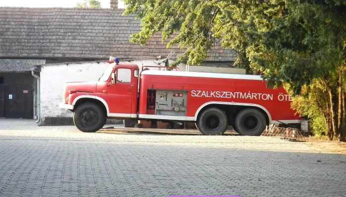 Szalkszentmartoni Onkentes Tuzolto Egyesulet Tuzoltosag - Szalkszentmárton