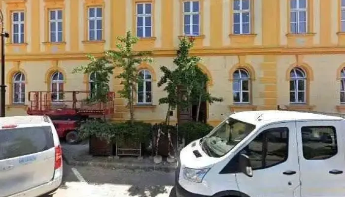Szarvasi Jarasbirosag Utcakep Es 360deg - Szarvas