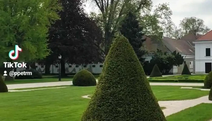 Szechenyi Kastely Kert - Nagycenk