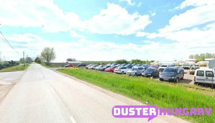 Szentlőrinckáta, bejárati út - Szentlőrinckáta