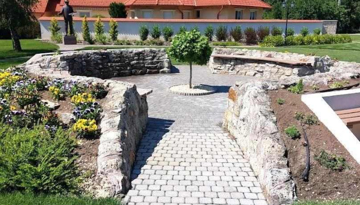 Szirmabesenyő - Szirmabesenyő