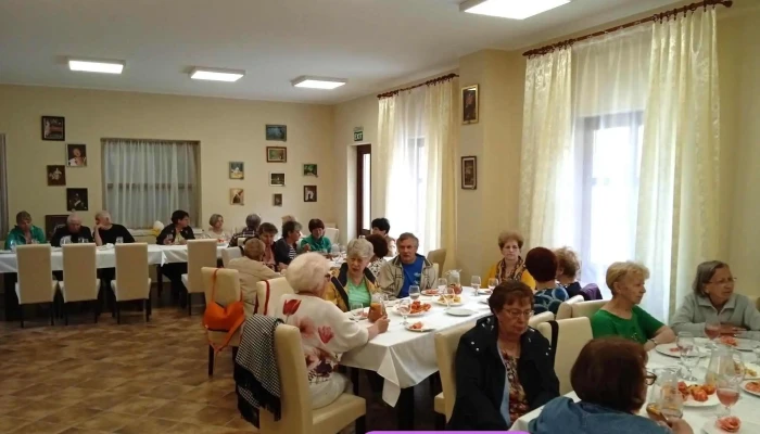 Szotteskuria  A Hudak Csalad Keziszovo Es Varro Muhelye Belul - Csorvás