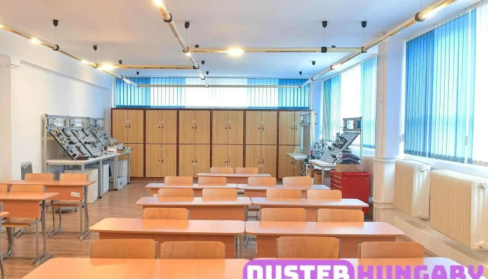 Tolna Varmegyei Szc Ady Endre Technikum Es Kollegium Osszes - Szekszárd