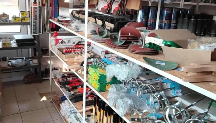 Tom-fer Iparos Centrum Nagy Ragályi Tamás - Kővágó Út 1-3