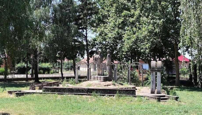 Tyukod -  Osszes - Tyukod