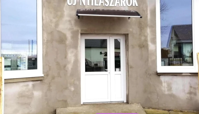 Uj Bon Nyilaszaro Kft Osszes - Lánycsók