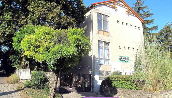Vaci Szakkepzesi Centrum Petzelt Jozsef Technikum Es Szakkepzo Iskola Osszes - Szentendre