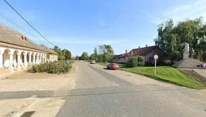 Vilaghaborus Emlekmu Utcakep Es 360deg - Dombrád