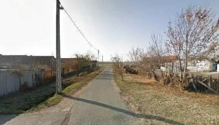 Vizsnyiczai Richard Karosszerialakatos Mester Utcakep Es 360deg - Békéscsaba