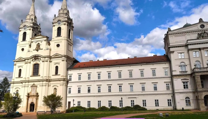 Zirc -  Osszes - Székesfehérvár