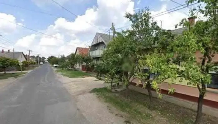 Zoltan Lajos Epulet Es Szerkezetlakatos Mester Egyeni Vallalkozo Osszes - Karcag