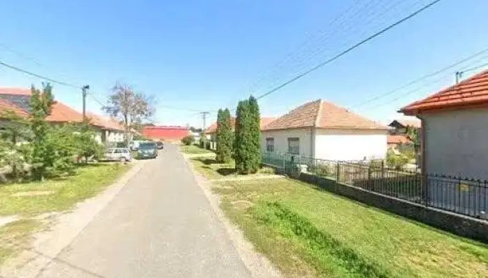 Zombori Es Tarsa Bt Utcakep Es 360deg - Sárospatak